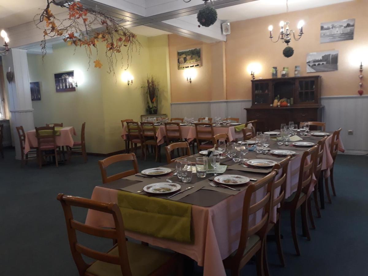 Hotel Restaurant Aux Deux Roses Neuf-Brisach Exterior photo